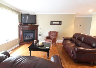 Grantley Home - Living Room