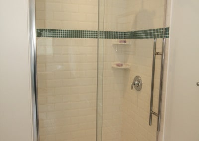 South Glengarry Home - Bathroom Glass Shower