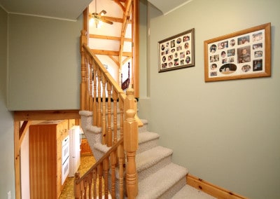 Ottawa River Home - Stairway Landing